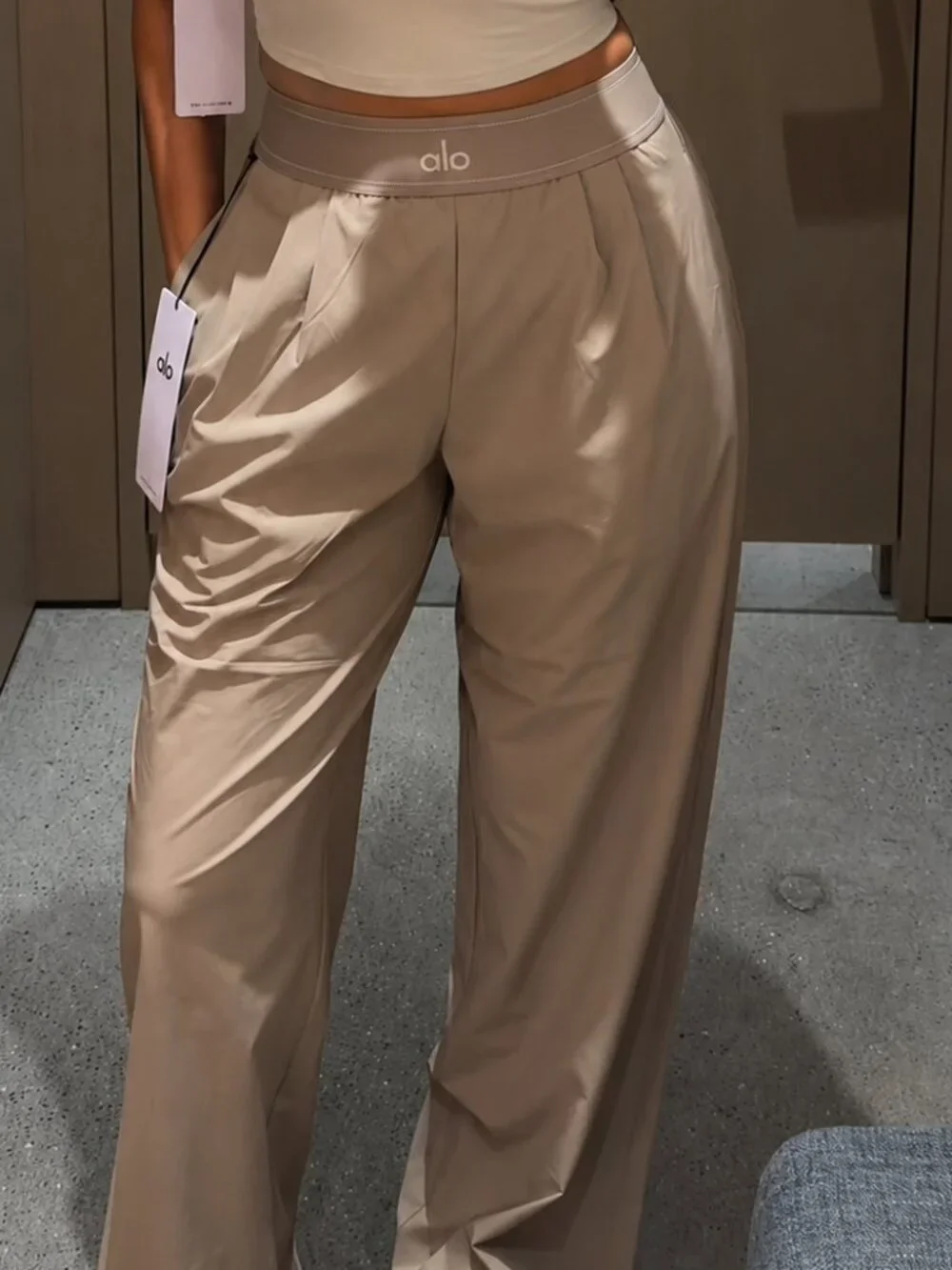 ALO Yoga High Waisted Wide Leg Pants ✨ Rare Color Gravel (30” Inseam) 😘 | NWT